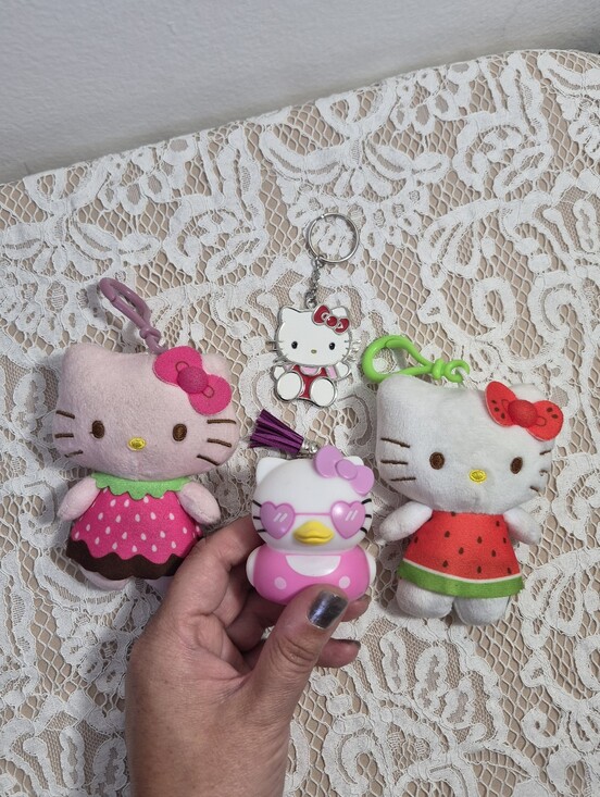 Sanrio Accessories - Hello Kitty Keychain Bundle